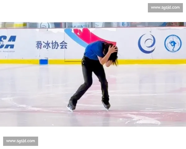 花滑小明:壁上观的三百六十日冰上诗